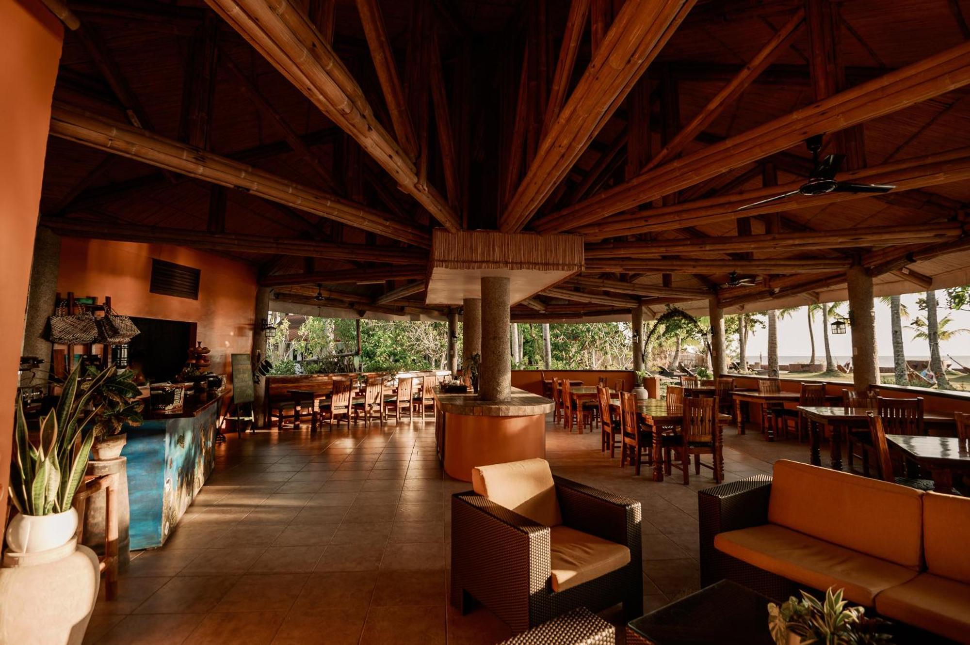 Polaris Beach And Dive Resort Inc Loon Buitenkant foto